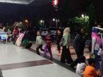 suasana-di-mal-pondok-gede.jpg