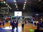 suasana-gor-sahabat-semarang-jelang-laga-amartha-hangtuah-vs-satya-wacana-salatiga.jpg