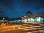 suasana-malam-hari-di-keraton-surakarta-hadiningrat.jpg
