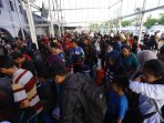 suasana-mudik-lebaran-di-stasiun-senen-jakarta_20160624_094550.jpg