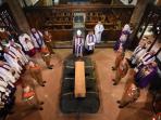 suasana-pemakaman-kembali-raja-richard-iii_20160203_181655.jpg