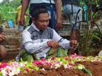 suasana-pemakaman-korban-tragedi-arema-vs-persebaya-pasuruan.jpg