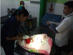 suasana-penanganan-bayi-perempuan-di-puskesmas-baturiti-tabanan_20180816_155229.jpg