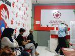 suasana-pendonor-di-unit-transfusi-darah-pmi-kota-bogor.jpg