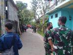 suasana-penjagaan-di-gang-menuju-rumah-orangtua-kopda-muslimin.jpg
