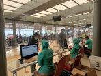 suasana-penumpang-pt-kereta-api-indonesia-kai-saat-melakukan-r.jpg