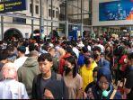 suasana-penumpukan-penumpang-di-stasiun-pasar-senen.jpg