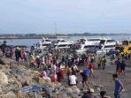 suasana-penyeberangan-di-pelabuhan-sanur-25-desember.jpg