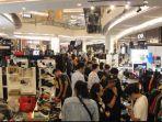 suasana-pesta-sneaker-di-lippo-mall-kemang.jpg