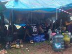 suasana-posko-pengungsian-kampung-jamarah-nih3.jpg