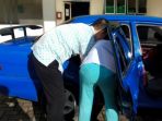 suasana-rahayu-melahirkan-di-dalam-mobil-istimewa_20171006_195236.jpg