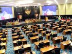 suasana-rapat-paripurna-dprd-hut-dki-ke-493_20200623_124639.jpg