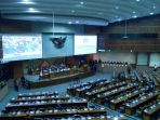 suasana-rapat-paripurna-pergantian-ketua-dpr-ri_20161130_170047.jpg