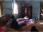 suasana-rumah-duka-da-bocah-korban-gagal-operasi-usus-buntu-di-palembang-senin-2032023.jpg