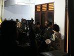 suasana-rumah-duka-ibunda-mikha-tambayong-deva-malaiholo.jpg