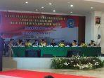 suasana-sidang-promosi-doktor-ilmu-pemerintahan-bagi-ketua-komisi-ii.jpg