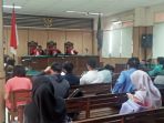 suasana-sidang-putusan_20180404_120052.jpg