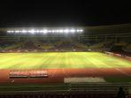 suasana-stadion-manahan-solo-pada-waktu-malam-hari.jpg