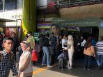 suasana-stasiun-gambir-h3.jpg