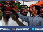 sucipto-juru-kunci-barong-kemiren_20160412_230331.jpg