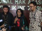 suciwati-tengah-di-kantor-komnas-ham.jpg