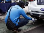 sudin-lh-jakarta-barat-gelar-uji-emisi-kendaraan-gratis_20220705_210910.jpg