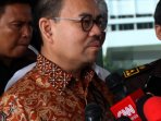 sudirman-said-diperiksa-di-kejagung_20151208_200605.jpg