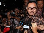 sudirman-said-kembali-datangi-kejagung_20151208_221515.jpg
