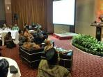 suhardi-alius-jadi-pembicara_20161026_224614.jpg