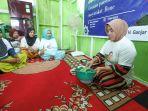 sukarelawan-ganjar-pranowo-menggelar-pelatihan-membuat-kue-putu-ambon.jpg