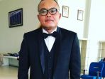 sule-terharu-perilaku-seorang-tukang-parkir-kepadanya_20181105_175416.jpg