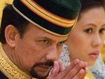 sultan-dengan-mantan-istri-ketiganya-azrinaz-mazhar-hakim.jpg