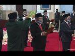 sumpah-ombudsman-di-istana.jpg