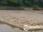 sungai-bengawan-madiun_20180209_094249.jpg