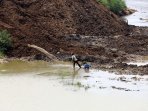 sungai-cikeas-kering_20150827_223903.jpg