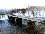 sungai-narva-perbatawan-rusia-dan-estonia1.jpg