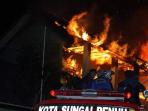 sungaipenuh-kebakaran_20141210_103905.jpg