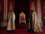 supertunica-dan-jubah-penobatan-yang-akan-dikenakan-oleh-raja-charles-iii-uhuhgu.jpg