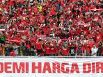 suporter-indonesia-di-malaysia-membludak_20170820_191805.jpg