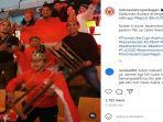 suporter-indonesia-di-thomas-dan-uber-cup-2021.jpg