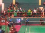 suporter-jatim-bulutangkis_20141210_215920.jpg