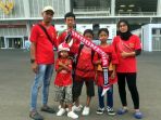 suporter-timnas-u-19-indonesia-2_20181021_175658.jpg