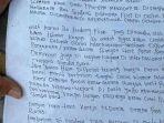 surat-dari-kkb-dititipkan-kepada-pilot-susi-air.jpg