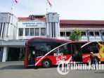 suroboyo-bus-mulai-beroperasi_20180407_070116.jpg