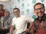 surya-saputra-didampingi-dokter_20161122_183755.jpg