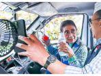 susi-pudjiastuti-naik-pick-up-bareng-eks-gubernur-dki-jakarta-anies-baswedan.jpg