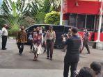 susi-pudjiastuti-syuting-nih3.jpg