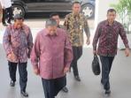 susilo-bambang-yudhoyono_sby_20141208_20141208_133728.jpg