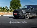 suv-yaris-cross.jpg