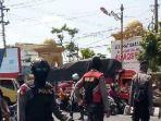 sweeping-suporter-persis-solo-pasoepati-di-jalan-solo-jogja.jpg